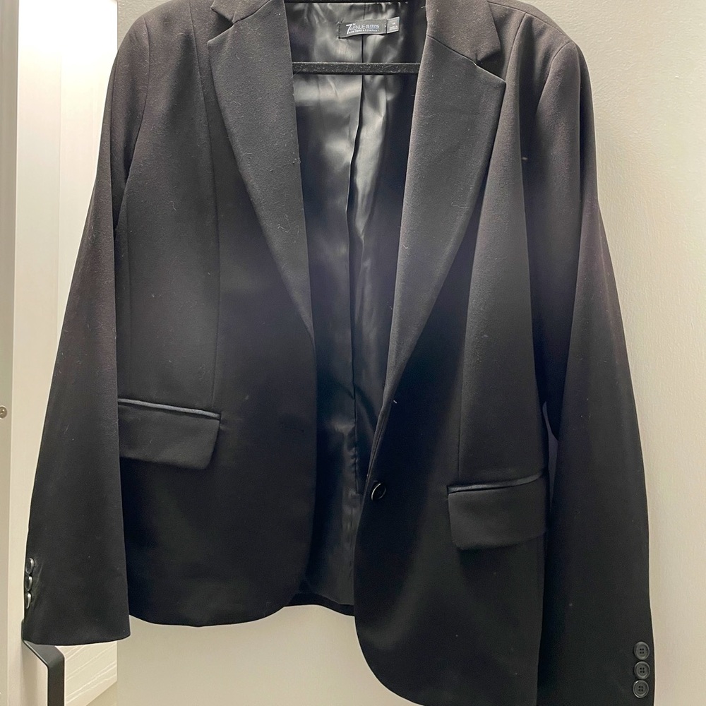 Black women’s blazer